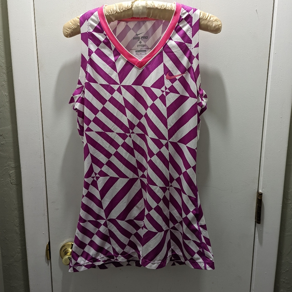 Nike Pro Dri-Fit Tank Geometric Designs V Neck size Medium Fitted